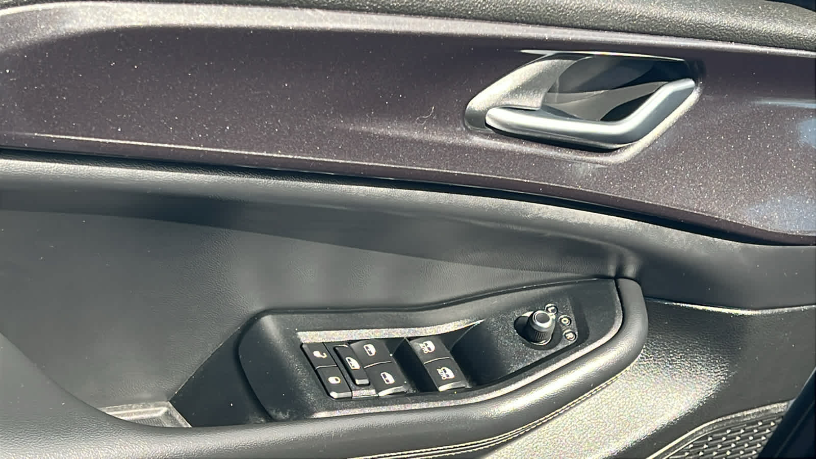 Thumbnail: 2023 Jeep Grand Cherokee - 22