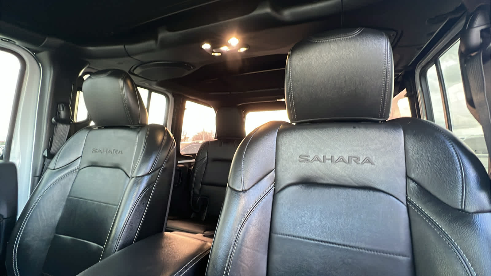 Thumbnail: 2022 Jeep Wrangler - 11