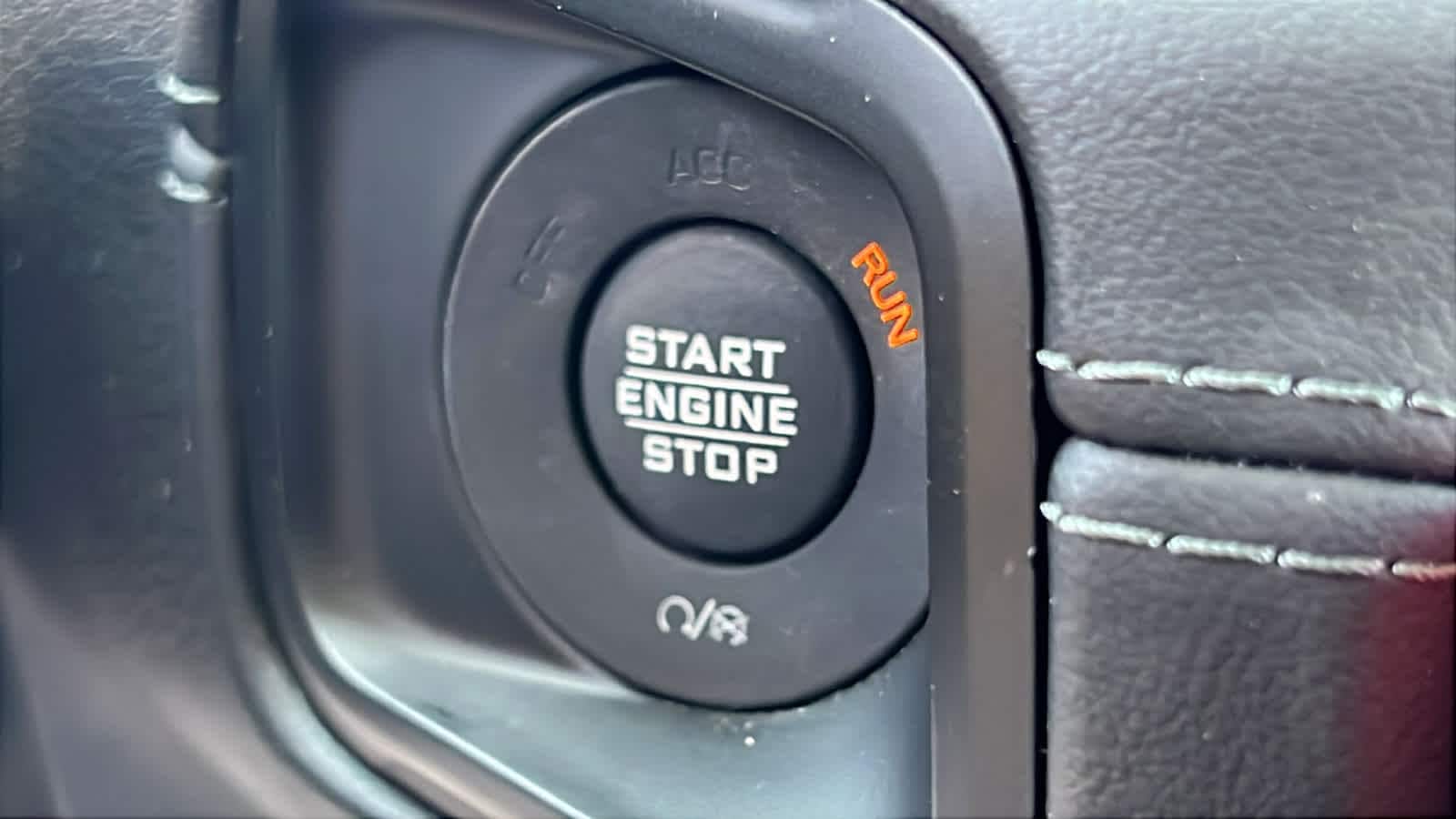 Thumbnail: 2024 Jeep Wrangler - 17