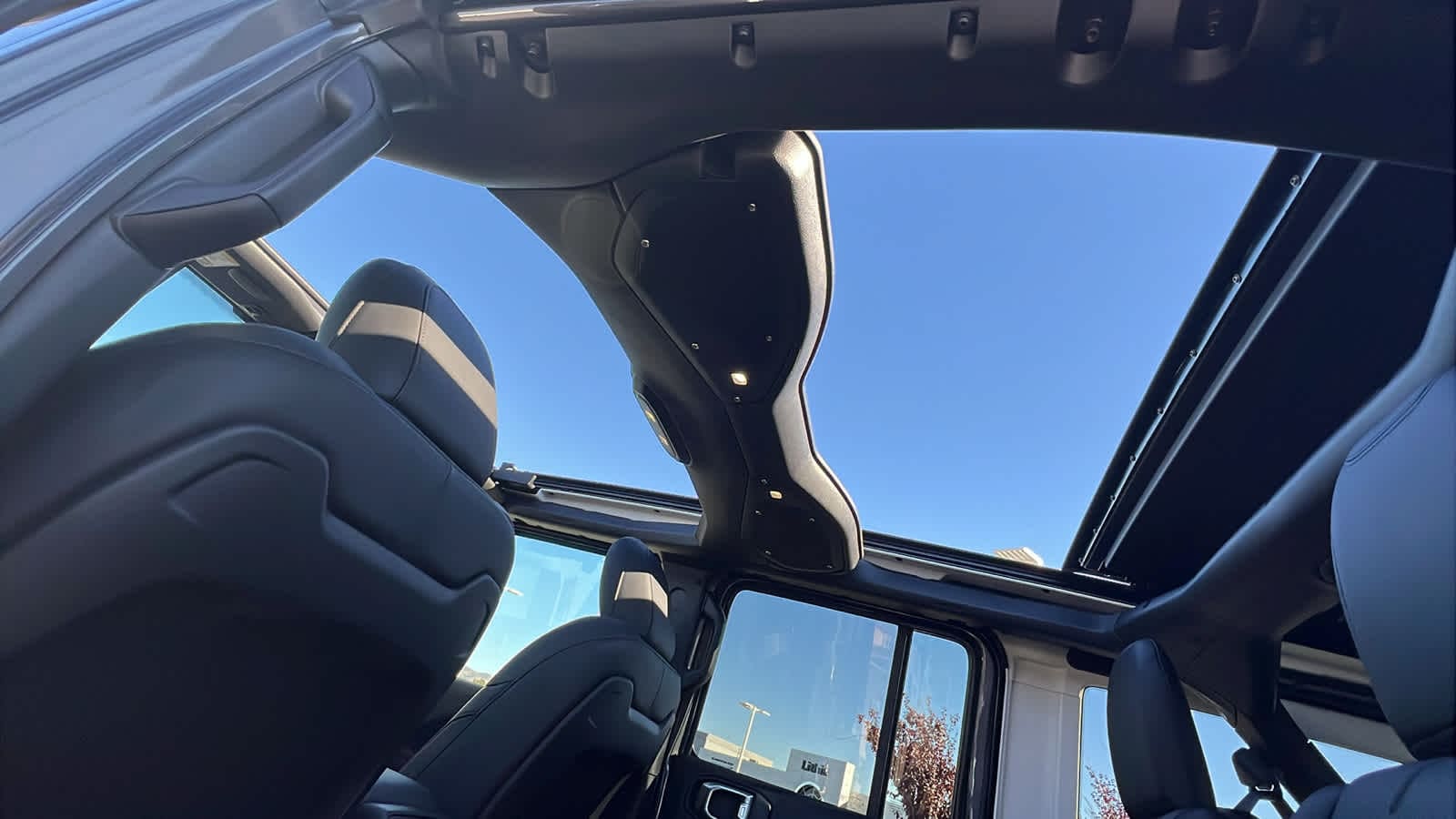 Thumbnail: 2026 Jeep Wrangler - 32