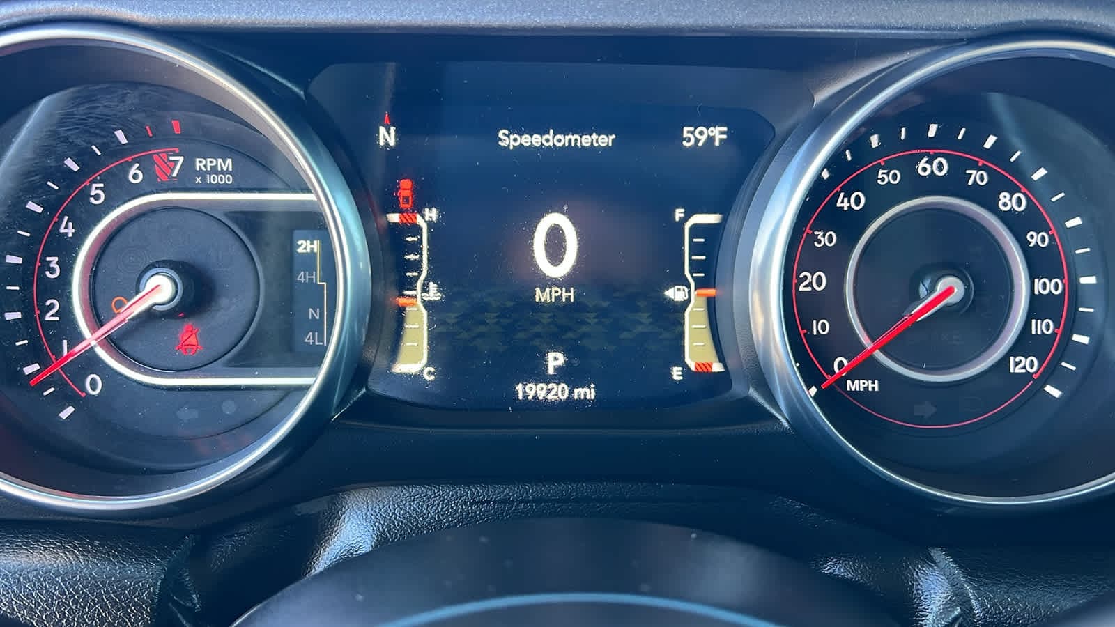 Thumbnail: 2022 Jeep Gladiator - 21