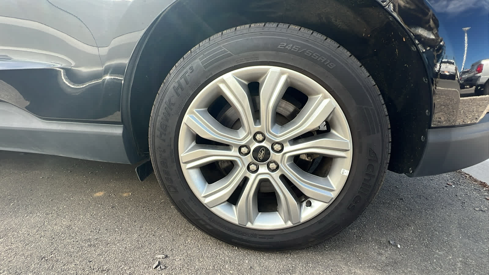 2024 Ford Edge Titanium - Photo 9