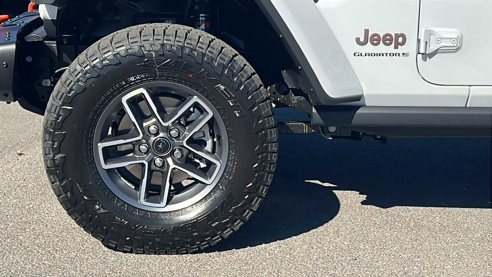 Thumbnail: 2025 Jeep Gladiator - 9