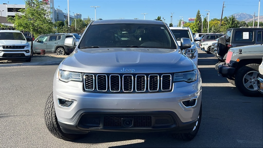 Used 2021 Jeep Grand Cherokee Laredo E SUV