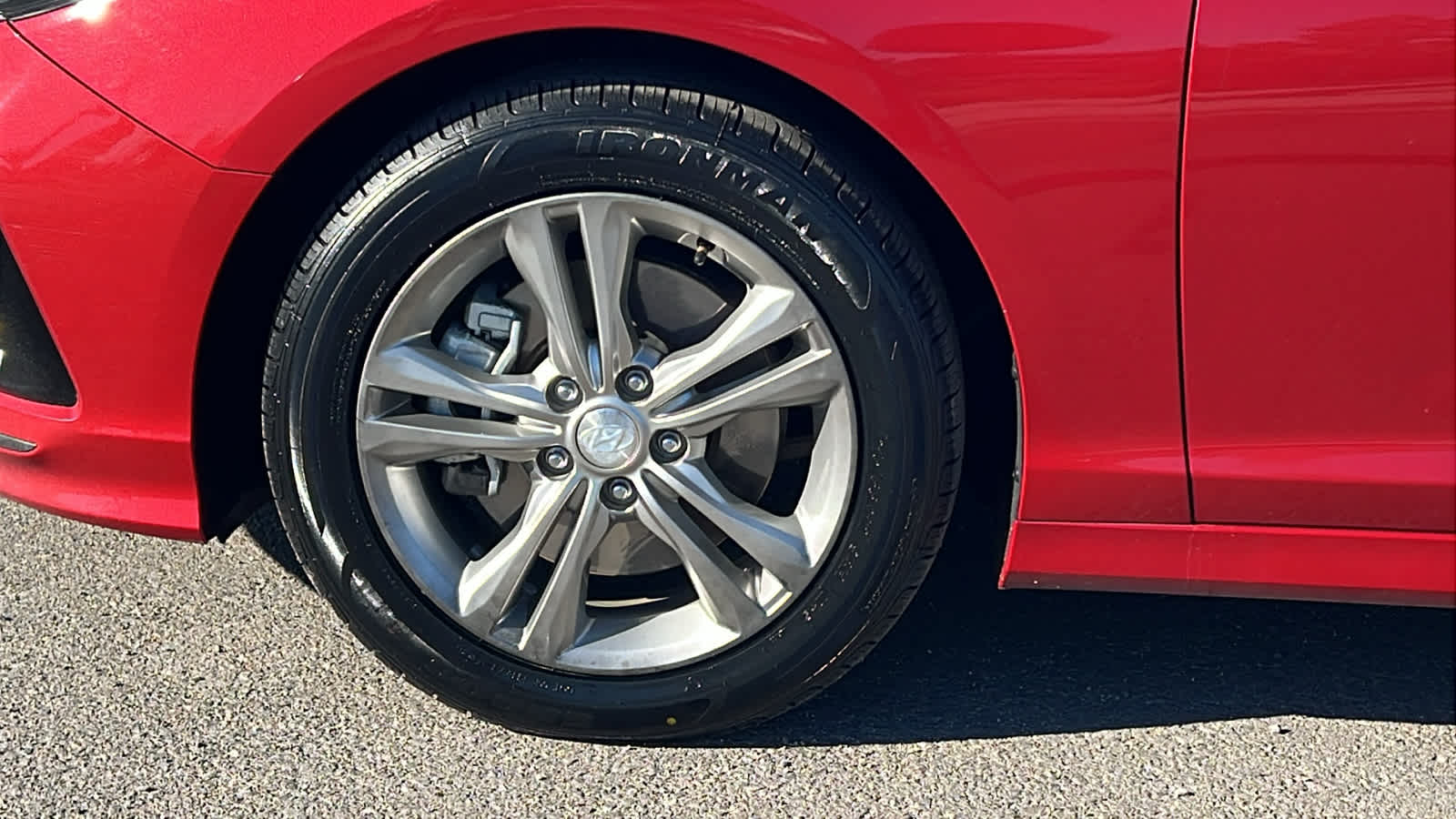 Thumbnail: 2018 Hyundai Sonata - 9