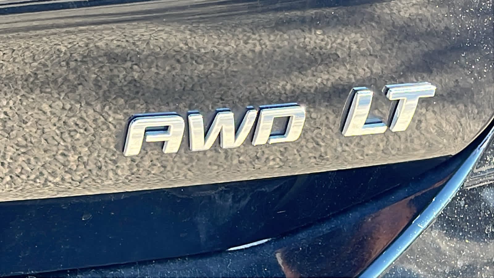 Thumbnail: 2021 Chevrolet Equinox - 6