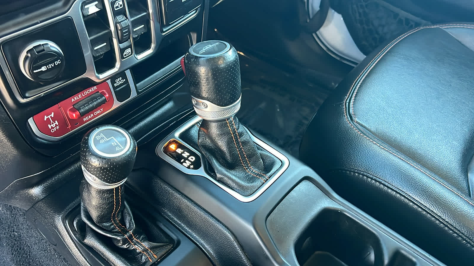 Thumbnail: 2021 Jeep Gladiator - 13