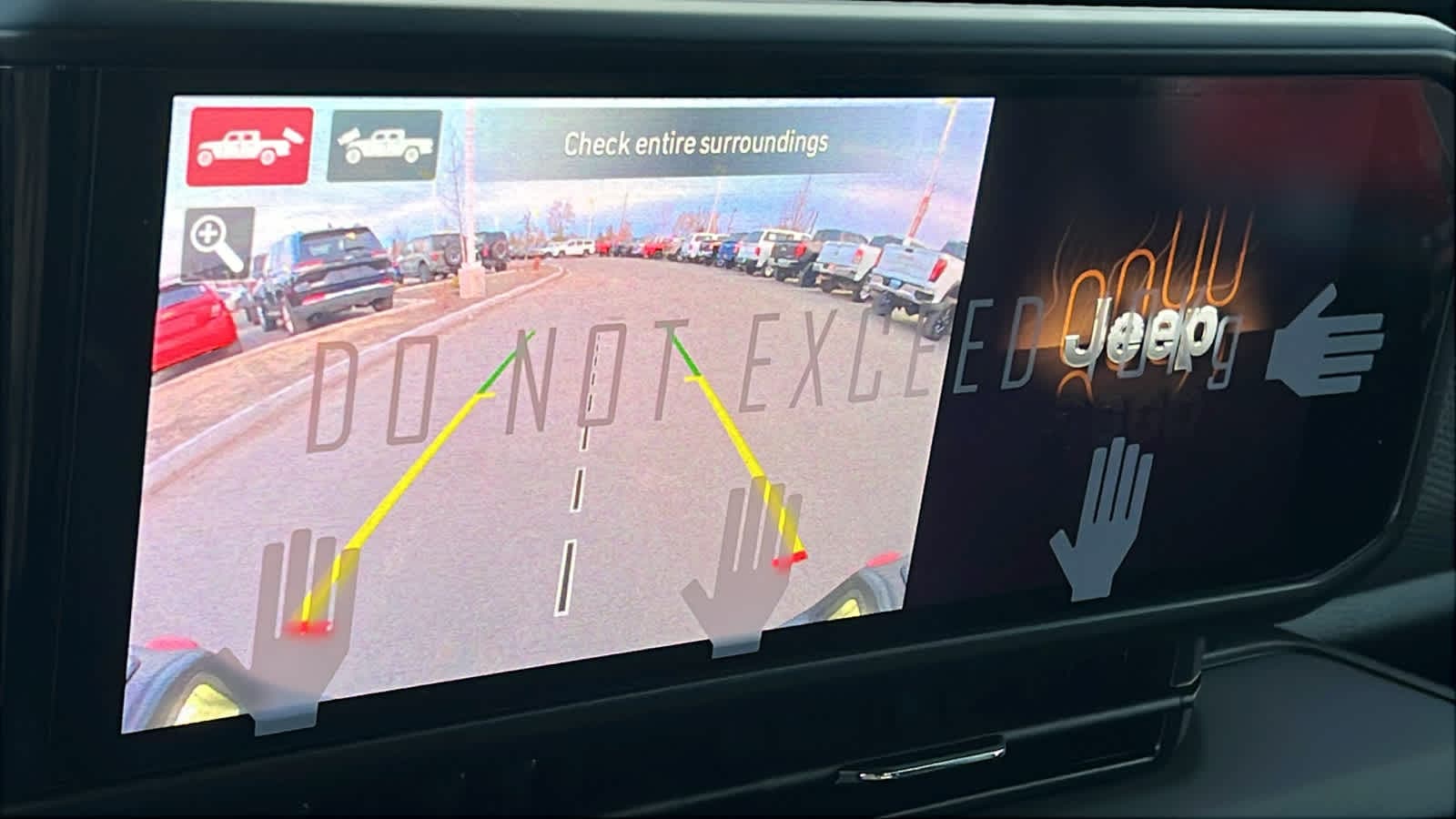 Thumbnail: 2026 Jeep Gladiator - 16