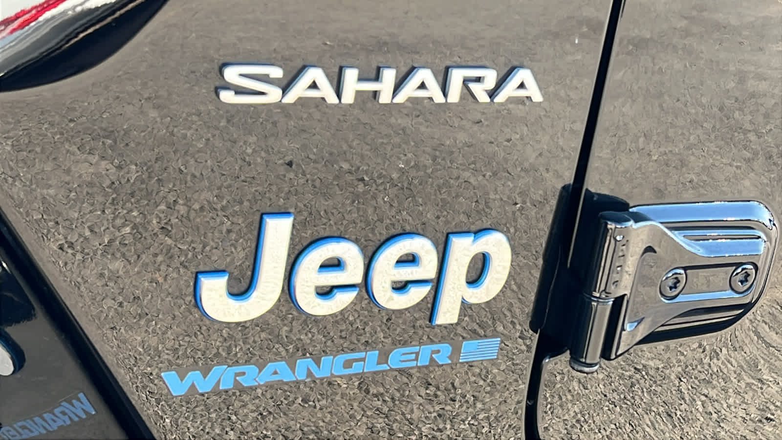 Thumbnail: 2023 Jeep Wrangler - 28