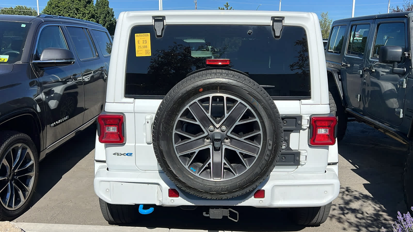 Thumbnail: 2023 Jeep Wrangler - 8