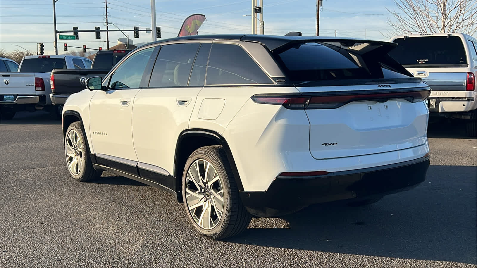 Thumbnail: 2025 Jeep Wagoneer S - 7