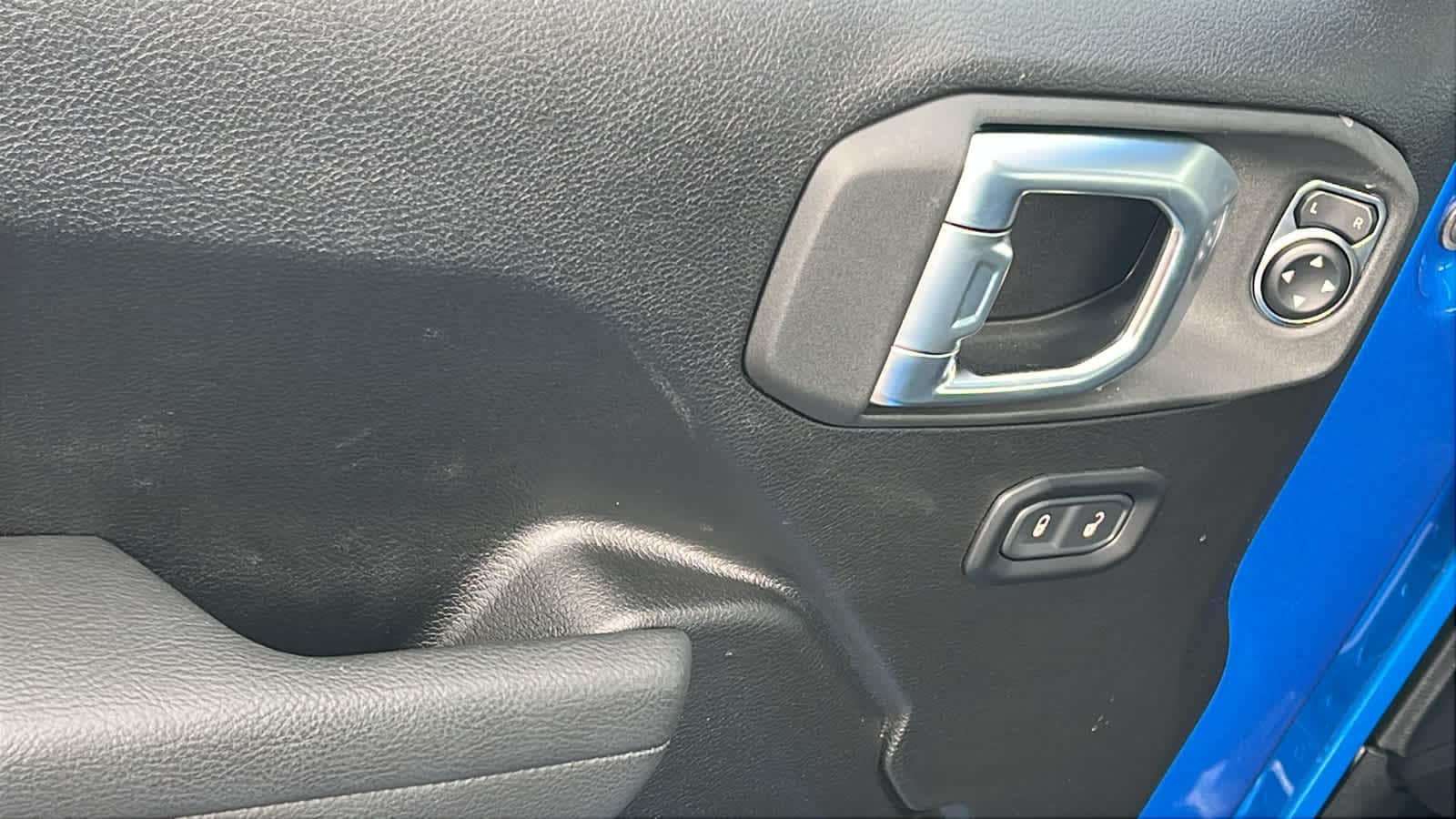 Thumbnail: 2026 Jeep Gladiator - 22