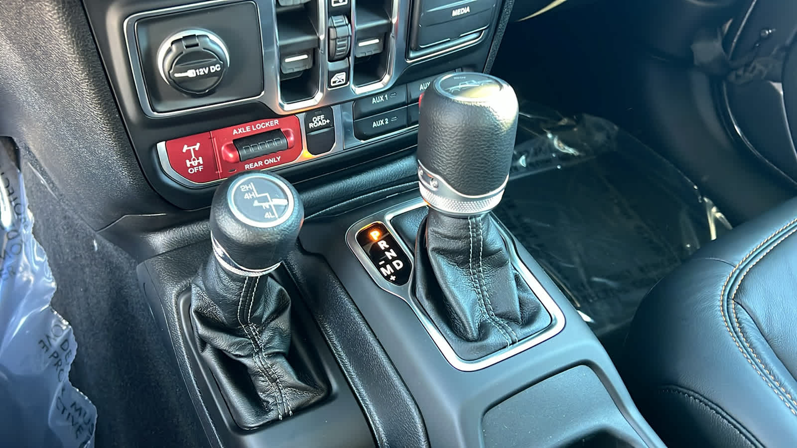 Thumbnail: 2026 Jeep Gladiator - 13