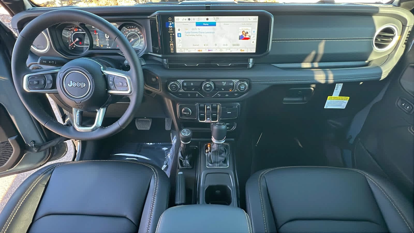 Thumbnail: 2026 Jeep Wrangler - 26