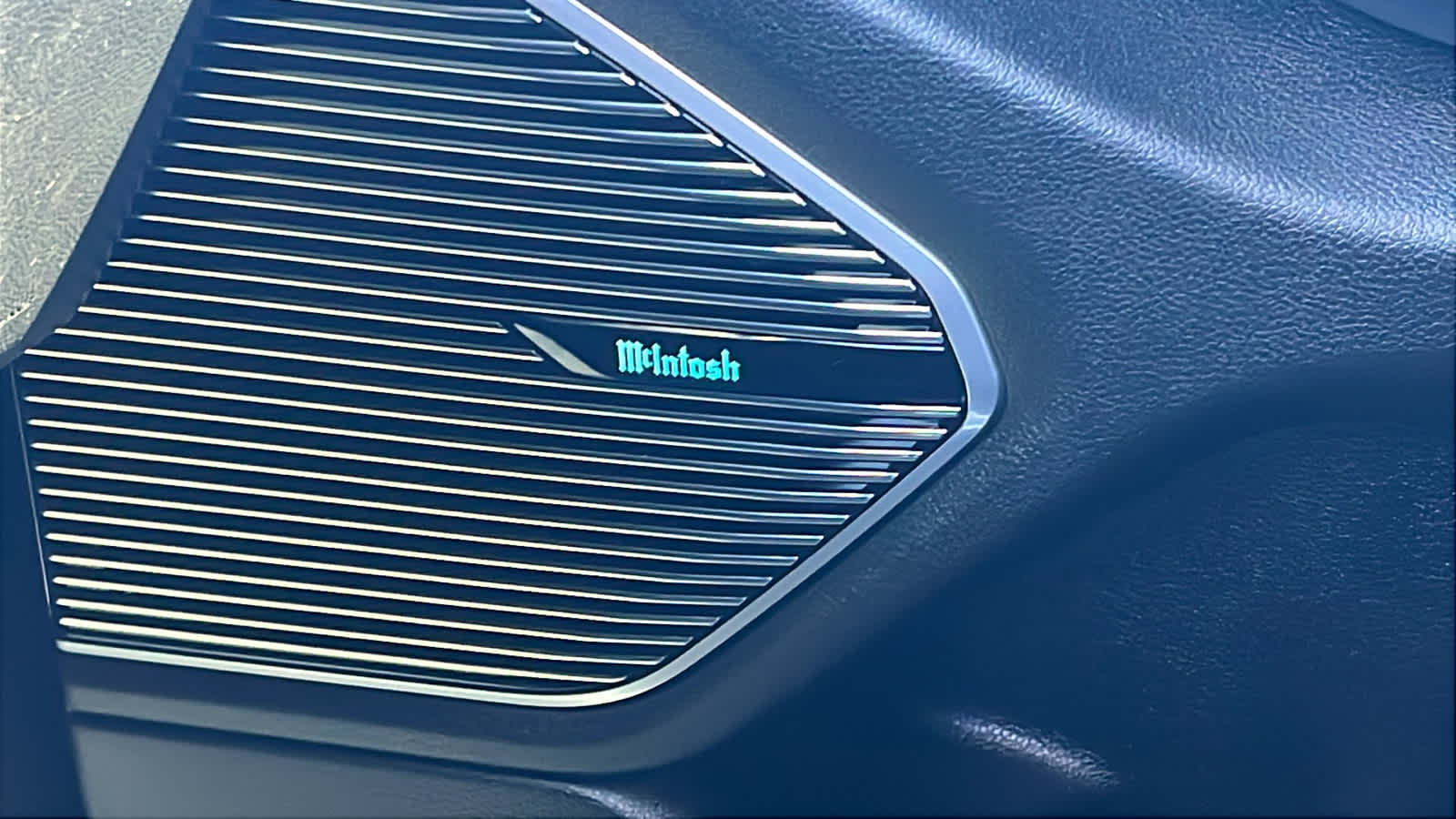 Thumbnail: 2023 Jeep Grand Cherokee - 31