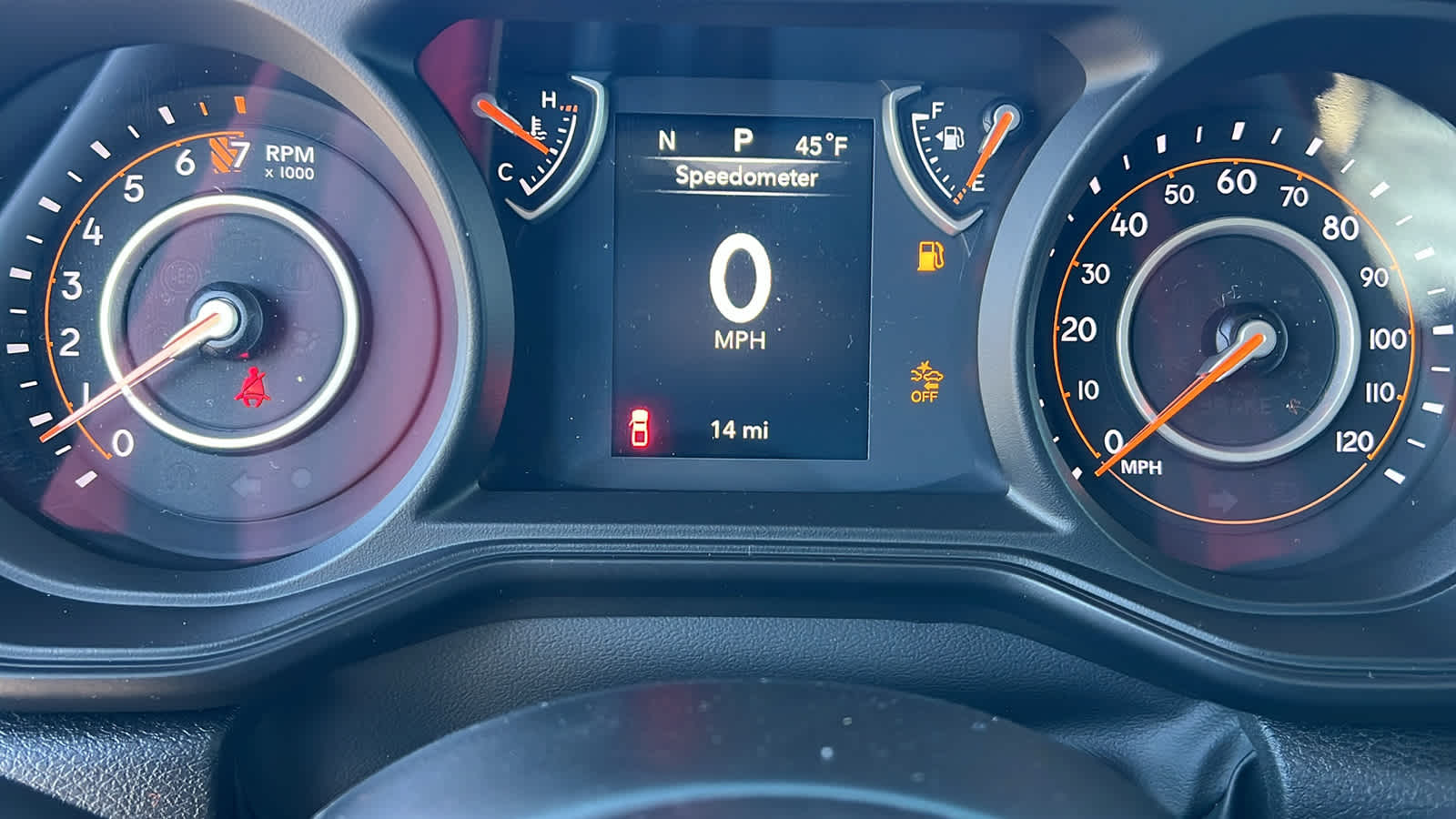 Thumbnail: 2026 Jeep Gladiator - 21