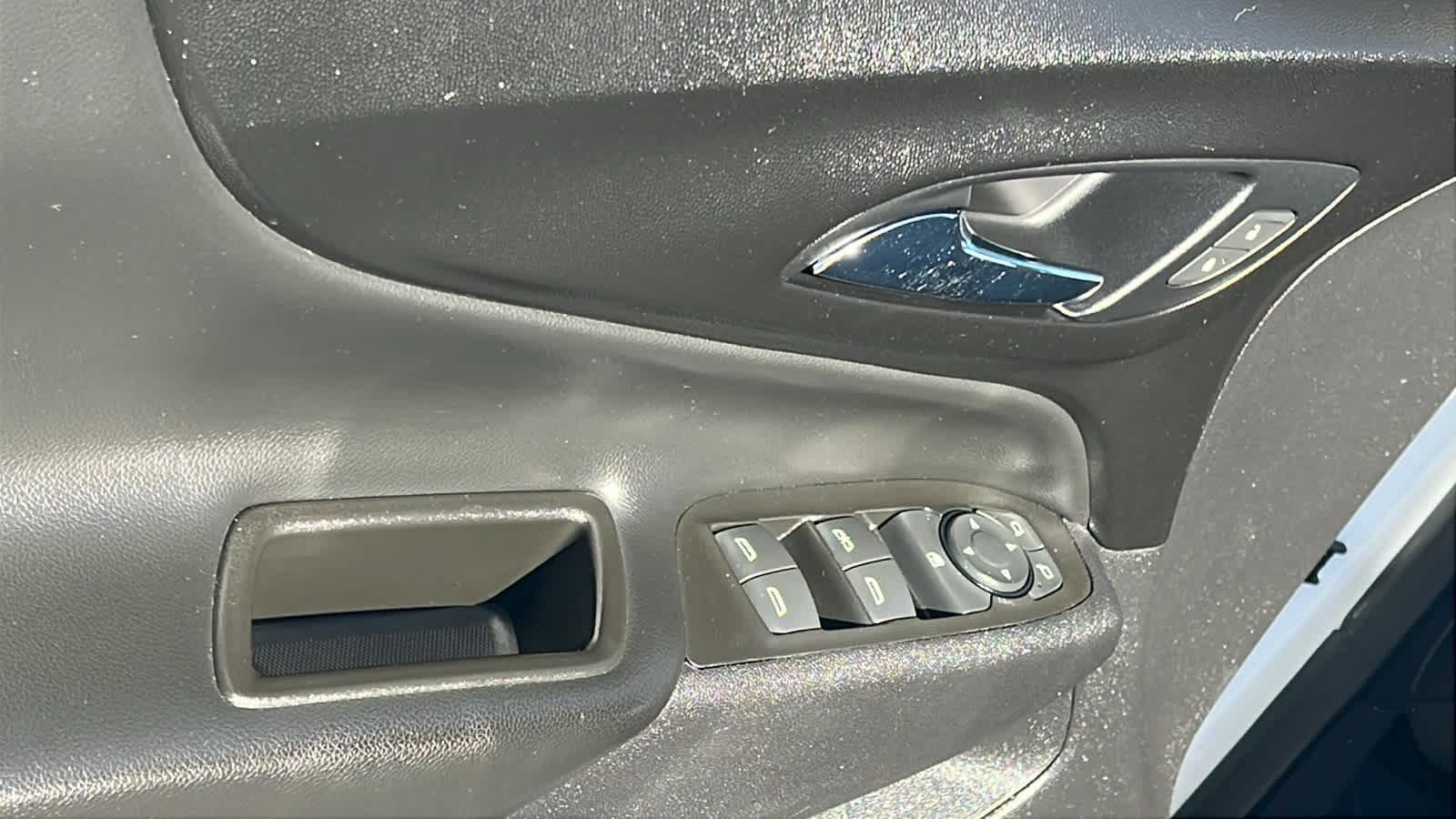 Thumbnail: 2020 Chevrolet Equinox - 22