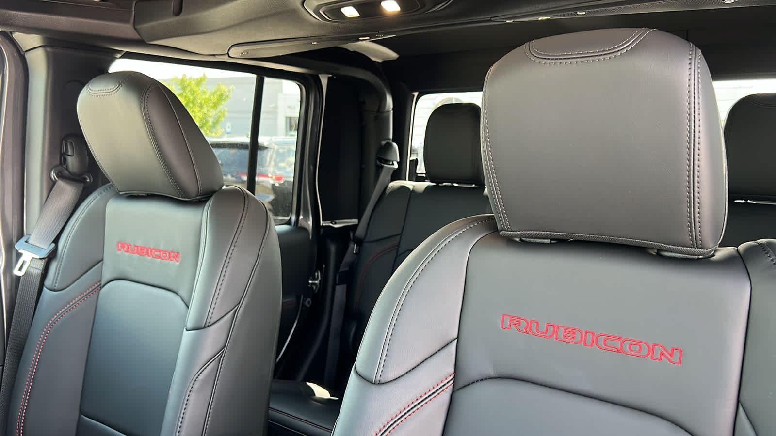 Thumbnail: 2025 Jeep Gladiator - 11