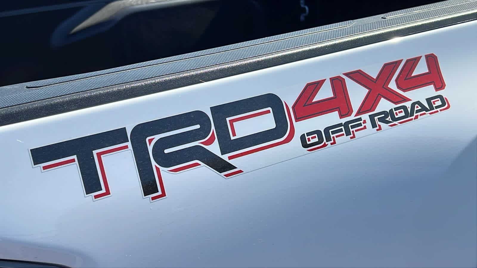 2022 Toyota Tacoma TRD Off-Road 8