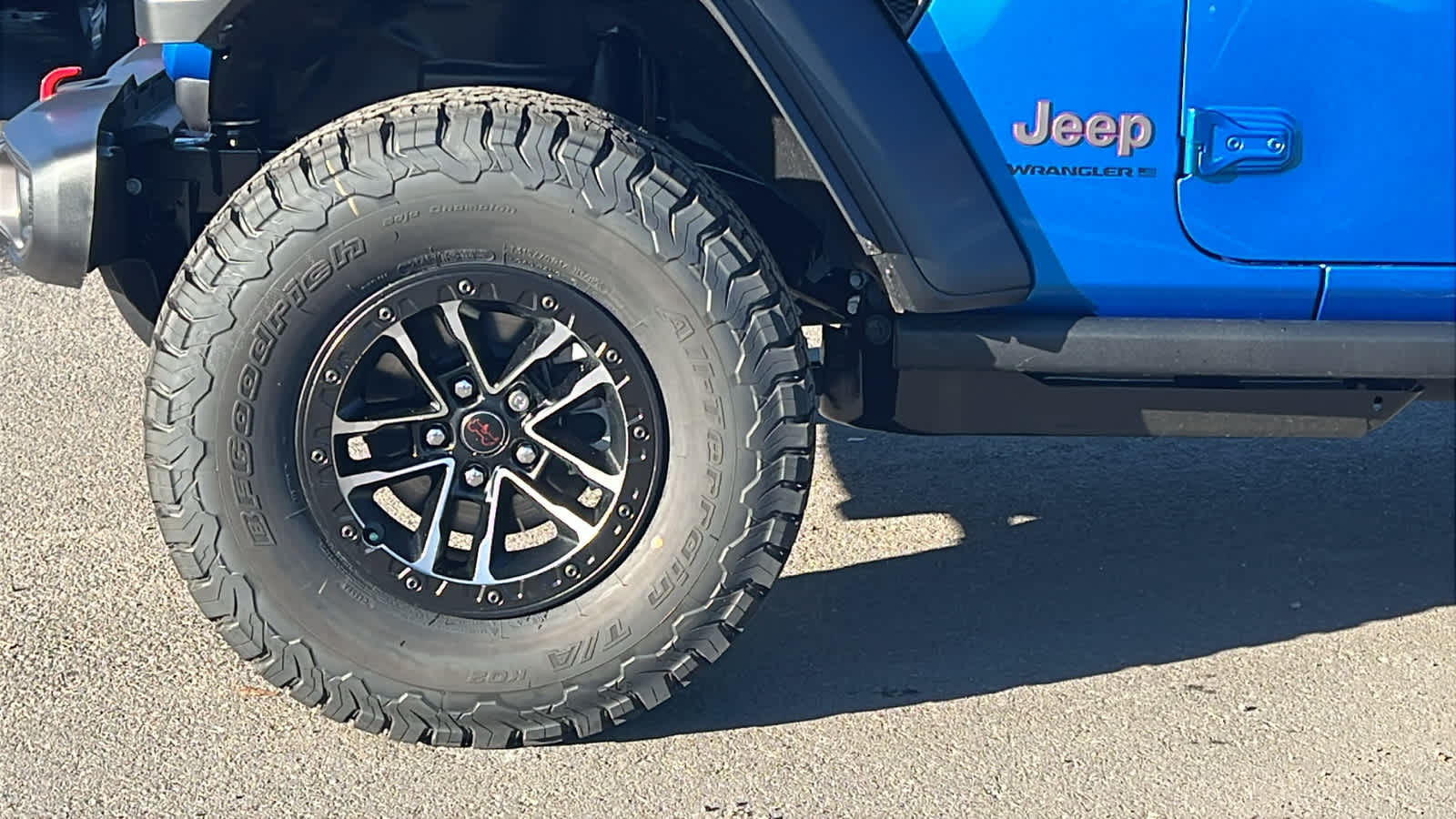 Thumbnail: 2026 Jeep Wrangler - 9