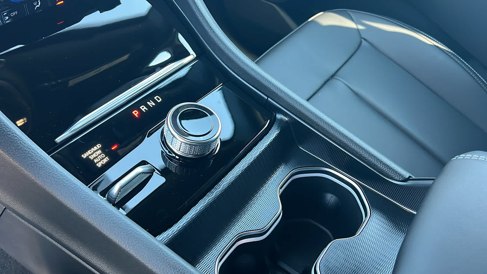 Thumbnail: 2025 Jeep Grand Cherokee - 13