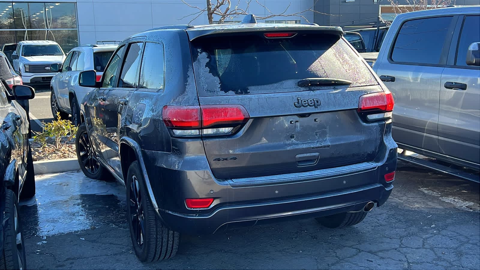 Thumbnail: 2020 Jeep Grand Cherokee - 9