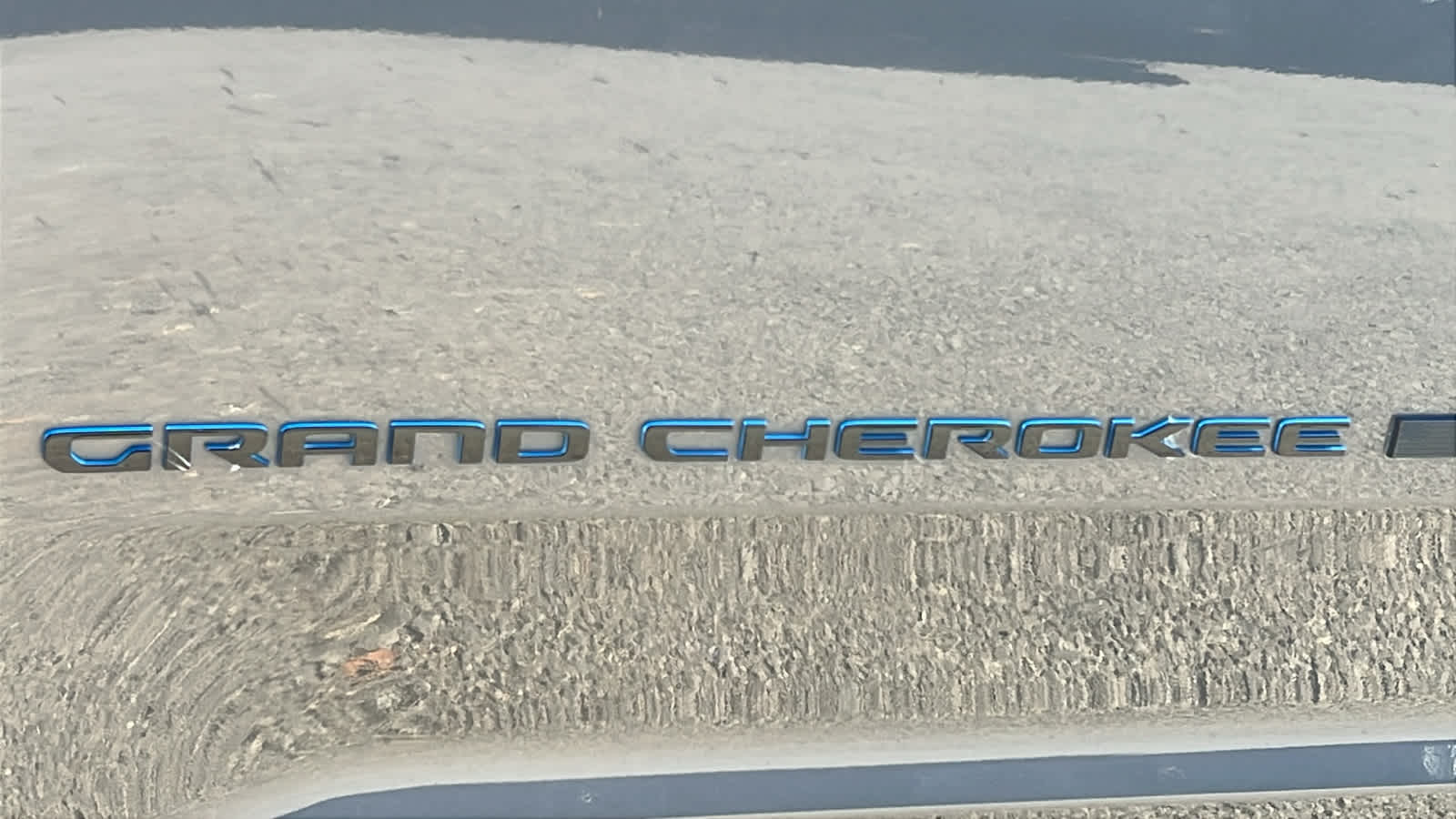 Thumbnail: 2022 Jeep Grand Cherokee - 28