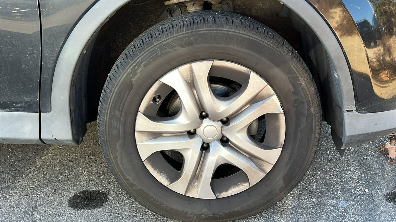 Thumbnail: 2013 Toyota RAV4 - 4