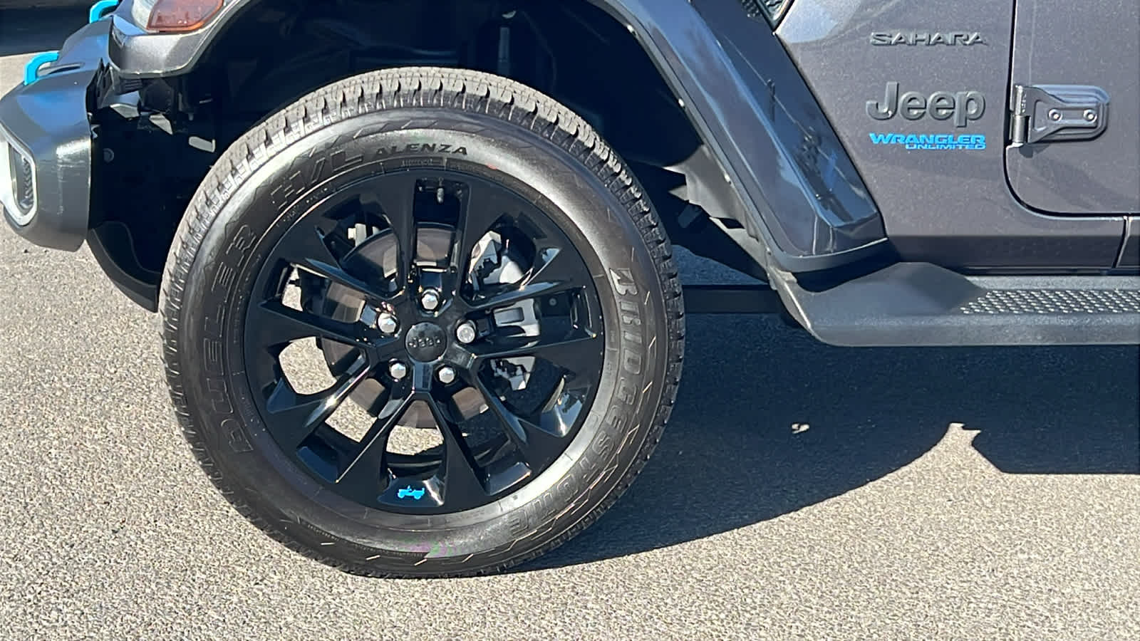 Thumbnail: 2022 Jeep Wrangler - 9