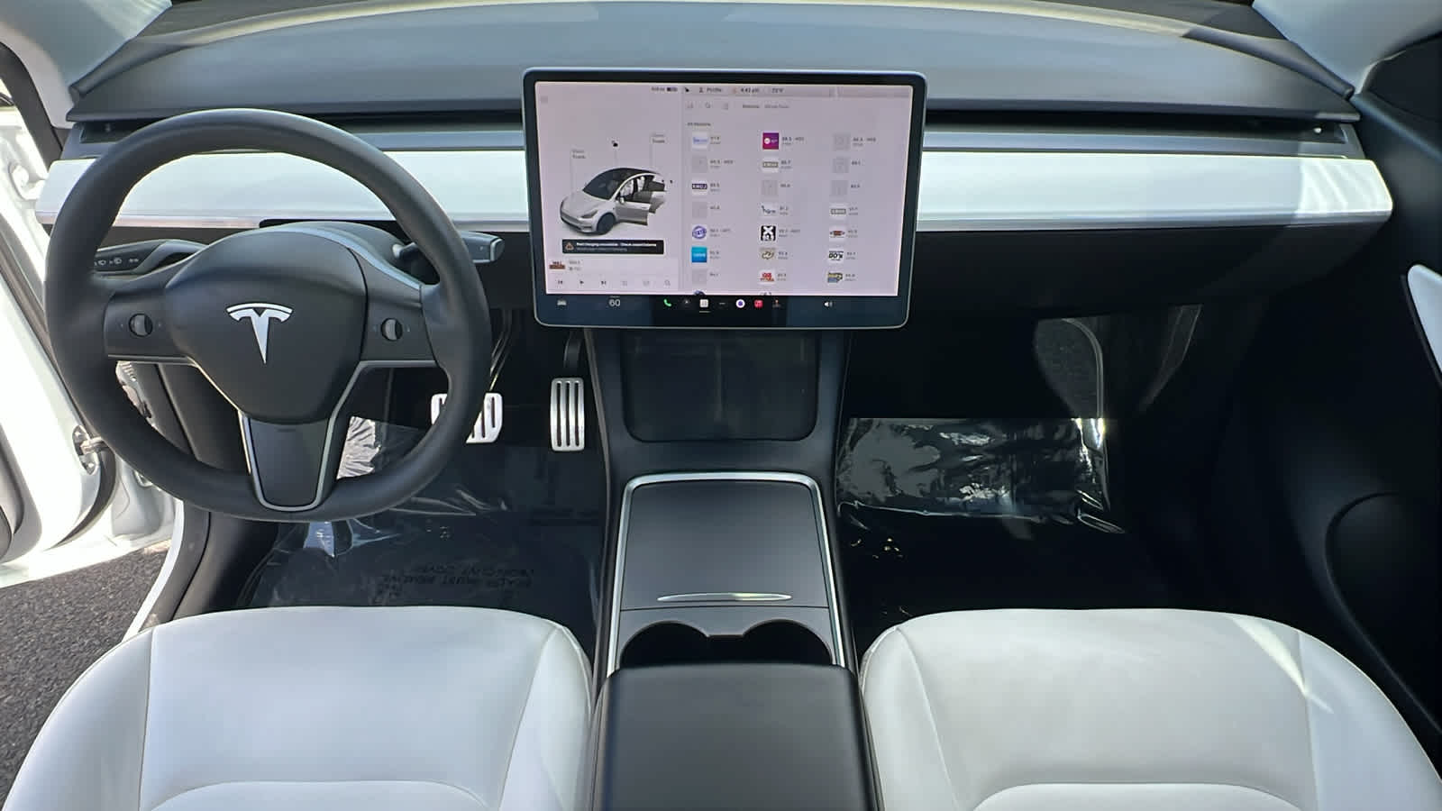 Thumbnail: 2022 Tesla Model Y - 25