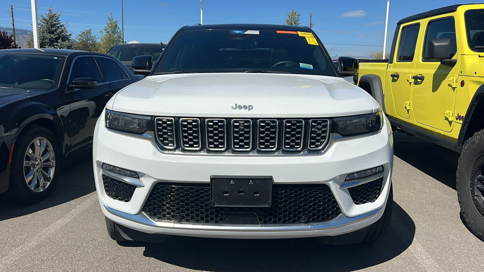 Thumbnail: 2022 Jeep Grand Cherokee - 2