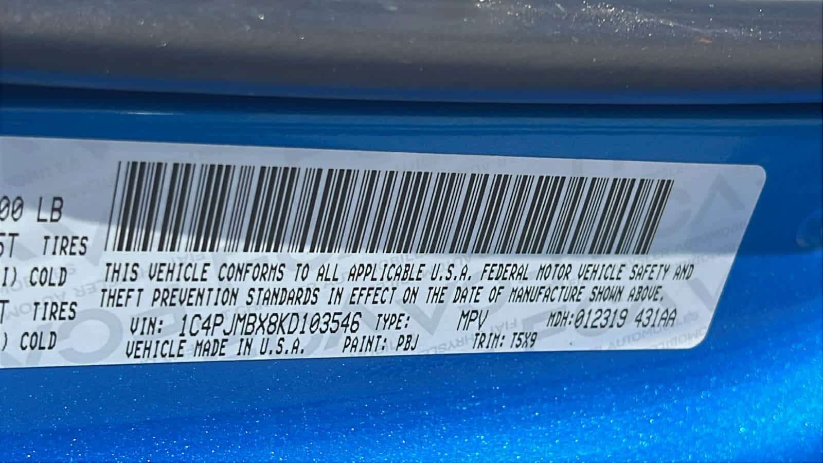 Thumbnail: 2019 Jeep Cherokee - 30