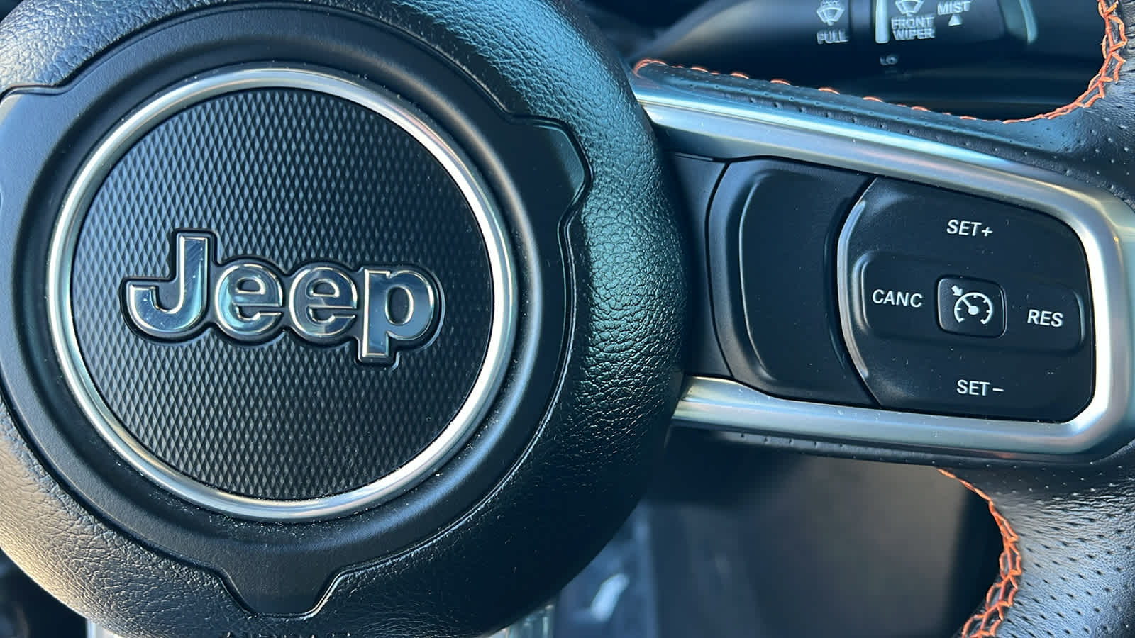 Thumbnail: 2022 Jeep Gladiator - 20