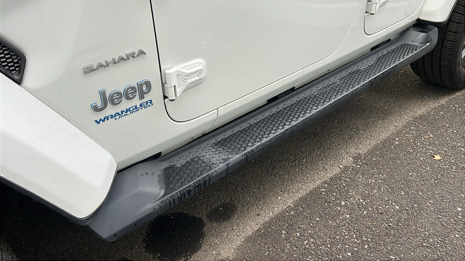 Thumbnail: 2021 Jeep Wrangler - 5