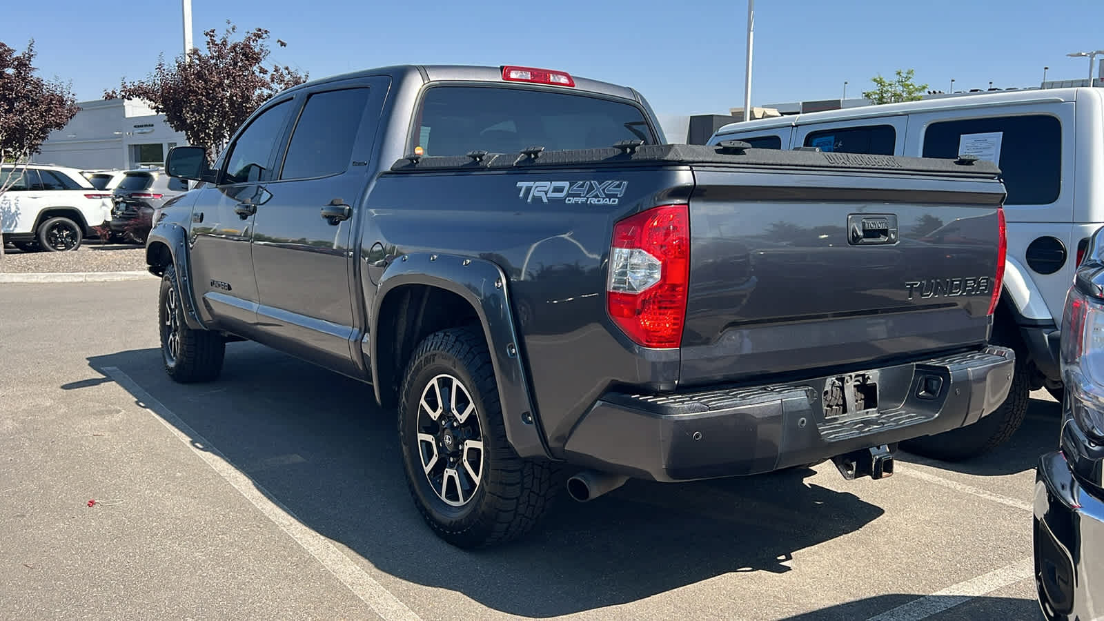Thumbnail: 2017 Toyota Tundra - 7