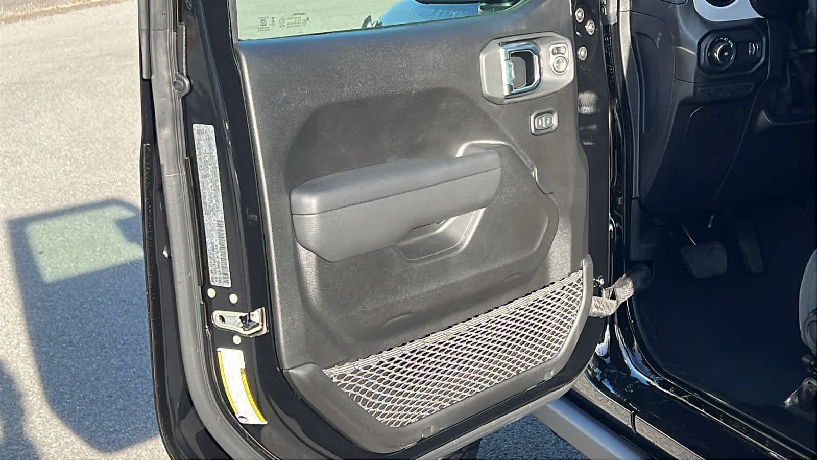 Thumbnail: 2026 Jeep Wrangler - 22