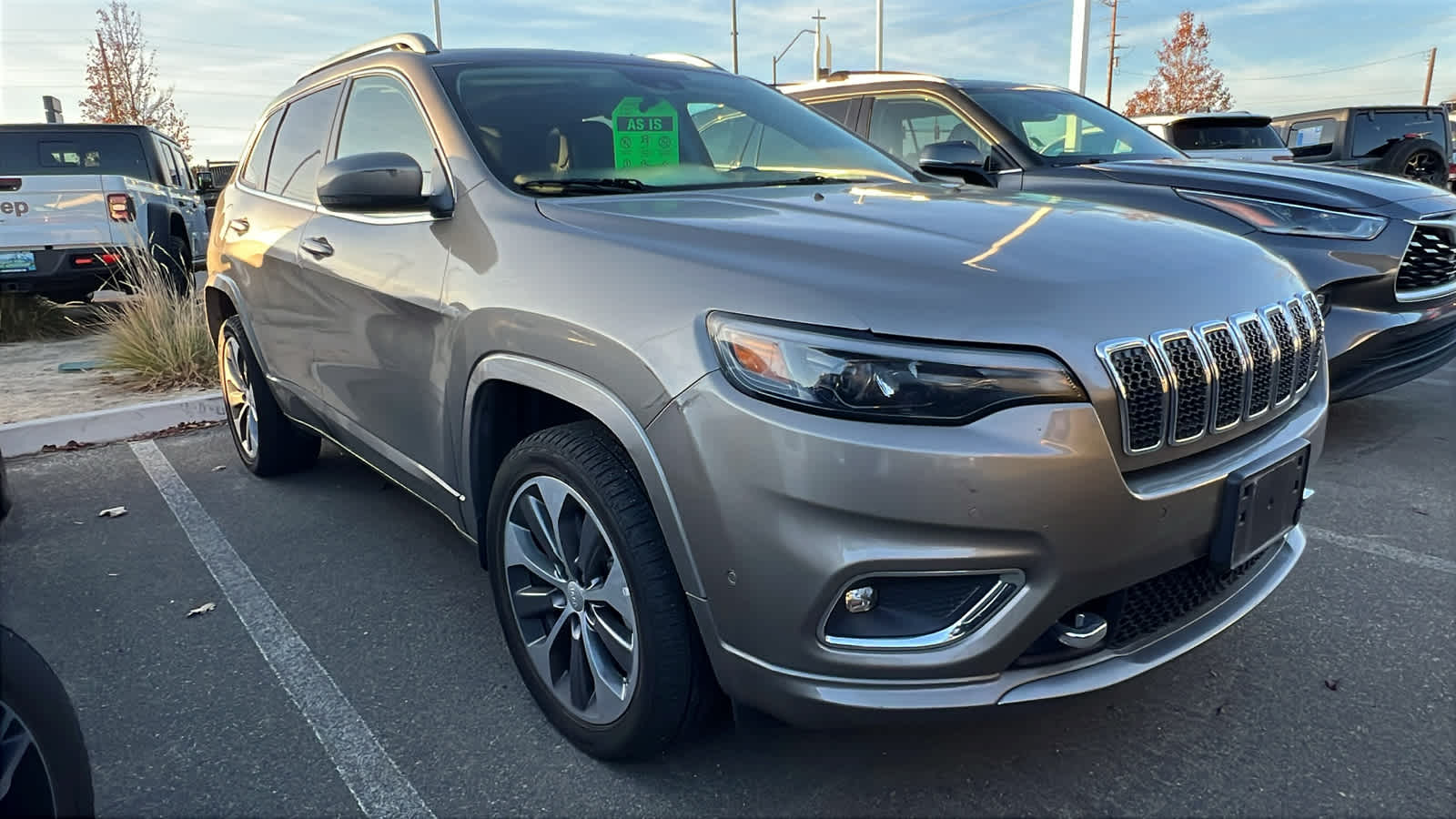 Thumbnail: 2019 Jeep Cherokee - 2