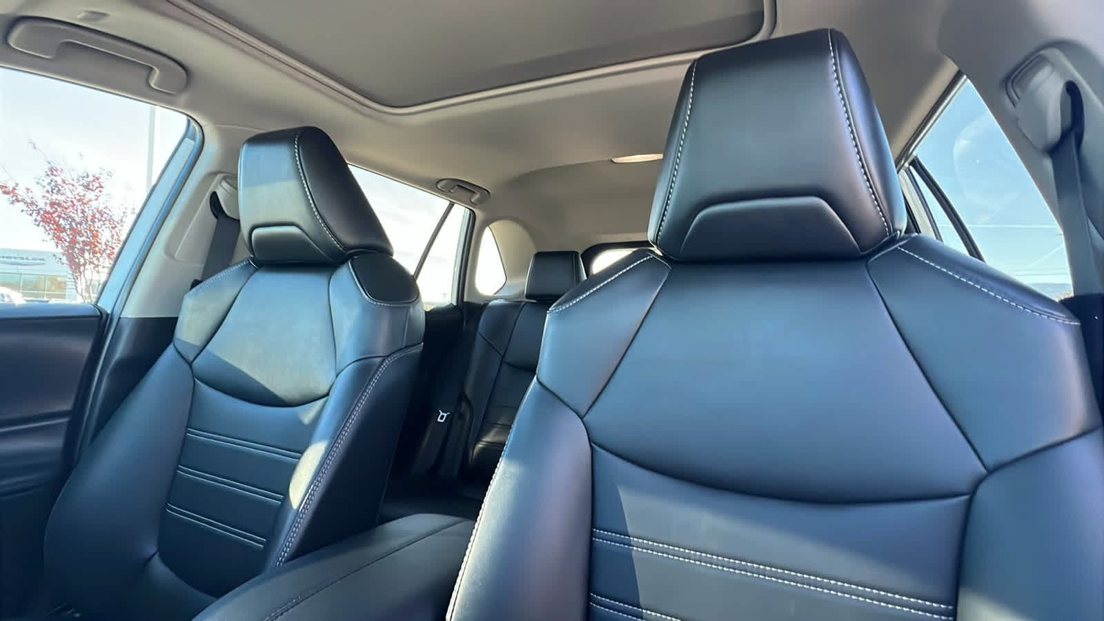 Thumbnail: 2024 Toyota RAV4 - 11