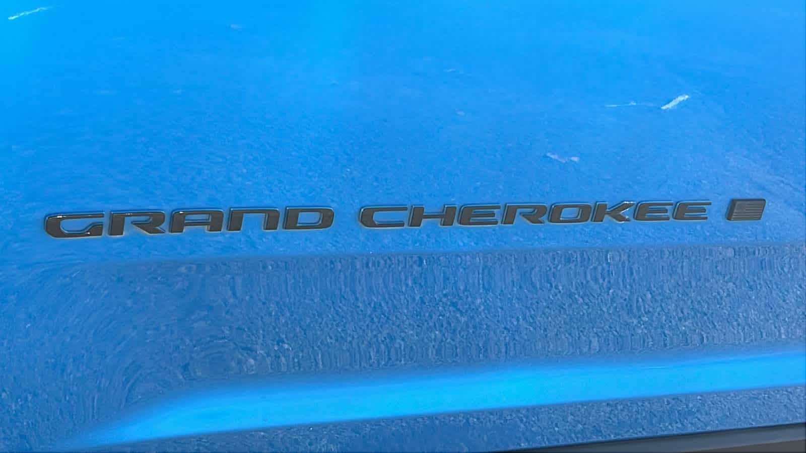 Thumbnail: 2022 Jeep Grand Cherokee - 28