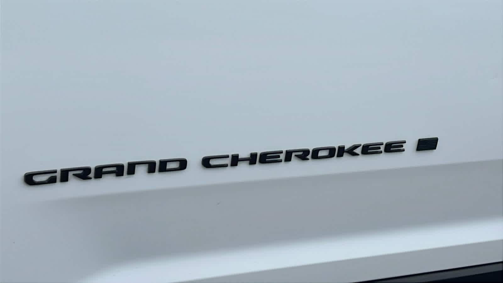 Thumbnail: 2023 Jeep Grand Cherokee - 28