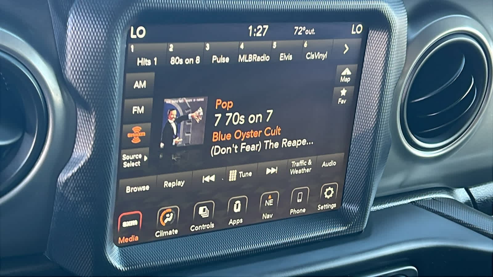 Thumbnail: 2023 Jeep Wrangler - 15