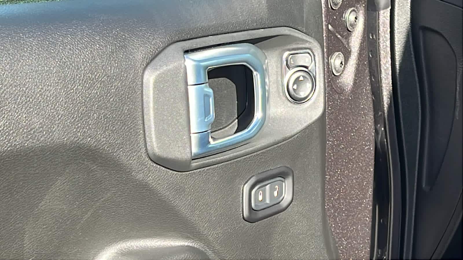 Thumbnail: 2026 Jeep Wrangler - 23