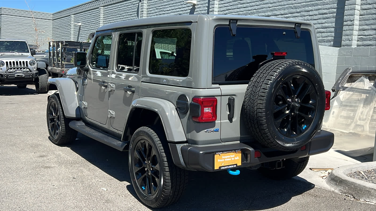 Thumbnail: 2023 Jeep Wrangler - 9