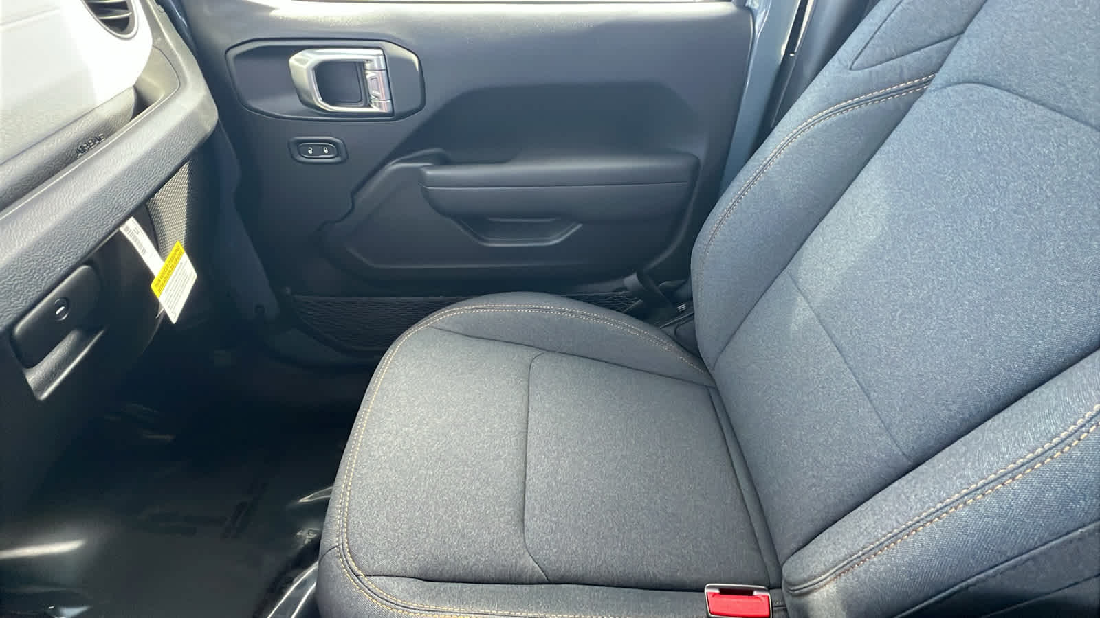 Thumbnail: 2026 Jeep Wrangler - 12