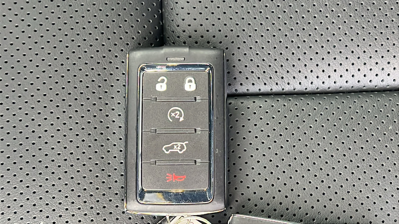 Thumbnail: 2025 Jeep Grand Cherokee - 29