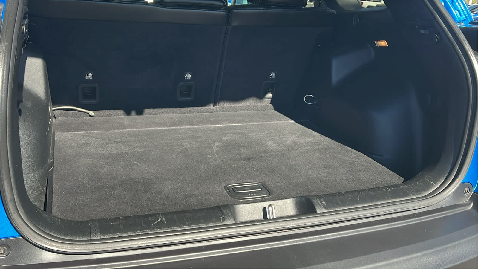 Thumbnail: 2019 Jeep Cherokee - 27