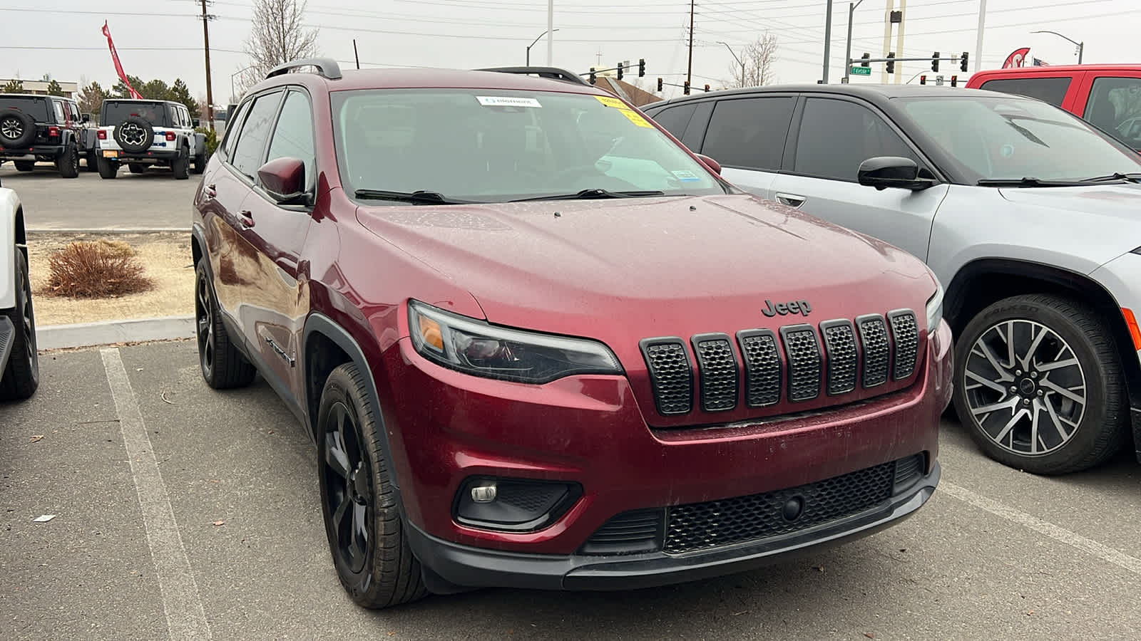 Thumbnail: 2021 Jeep Cherokee - 3