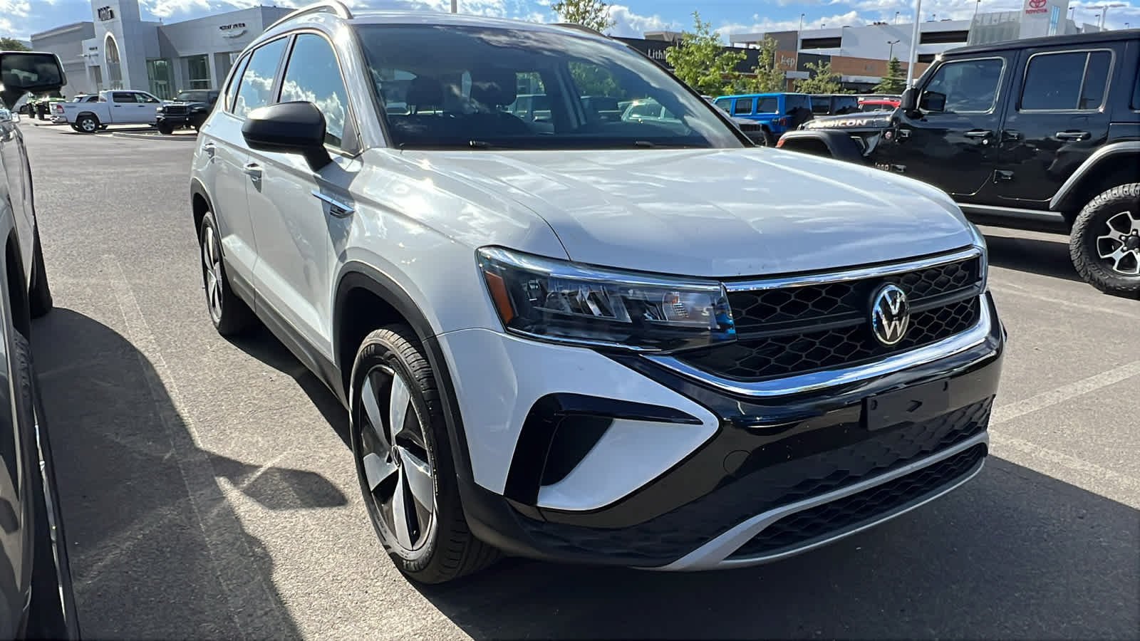 Thumbnail: 2024 Volkswagen Taos - 9
