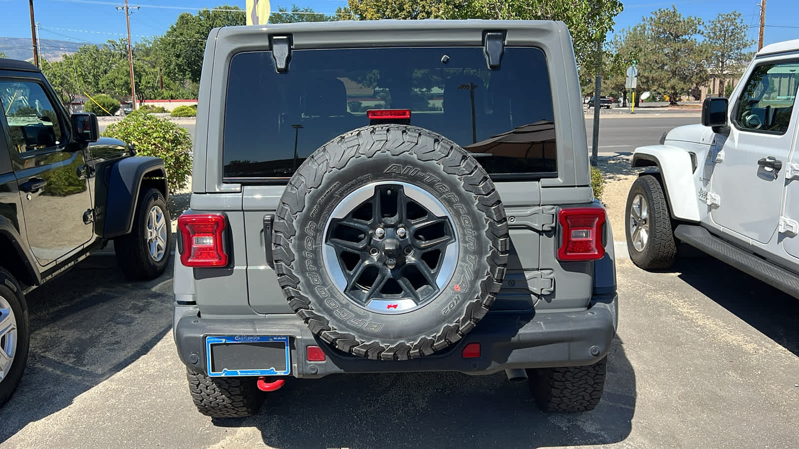 Thumbnail: 2022 Jeep Wrangler - 9