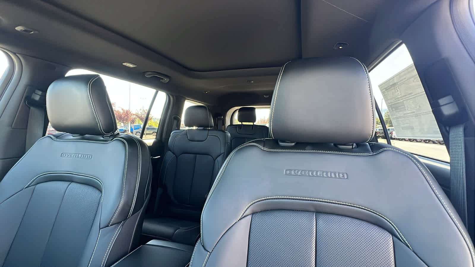 Thumbnail: 2025 Jeep Grand Cherokee L - 11